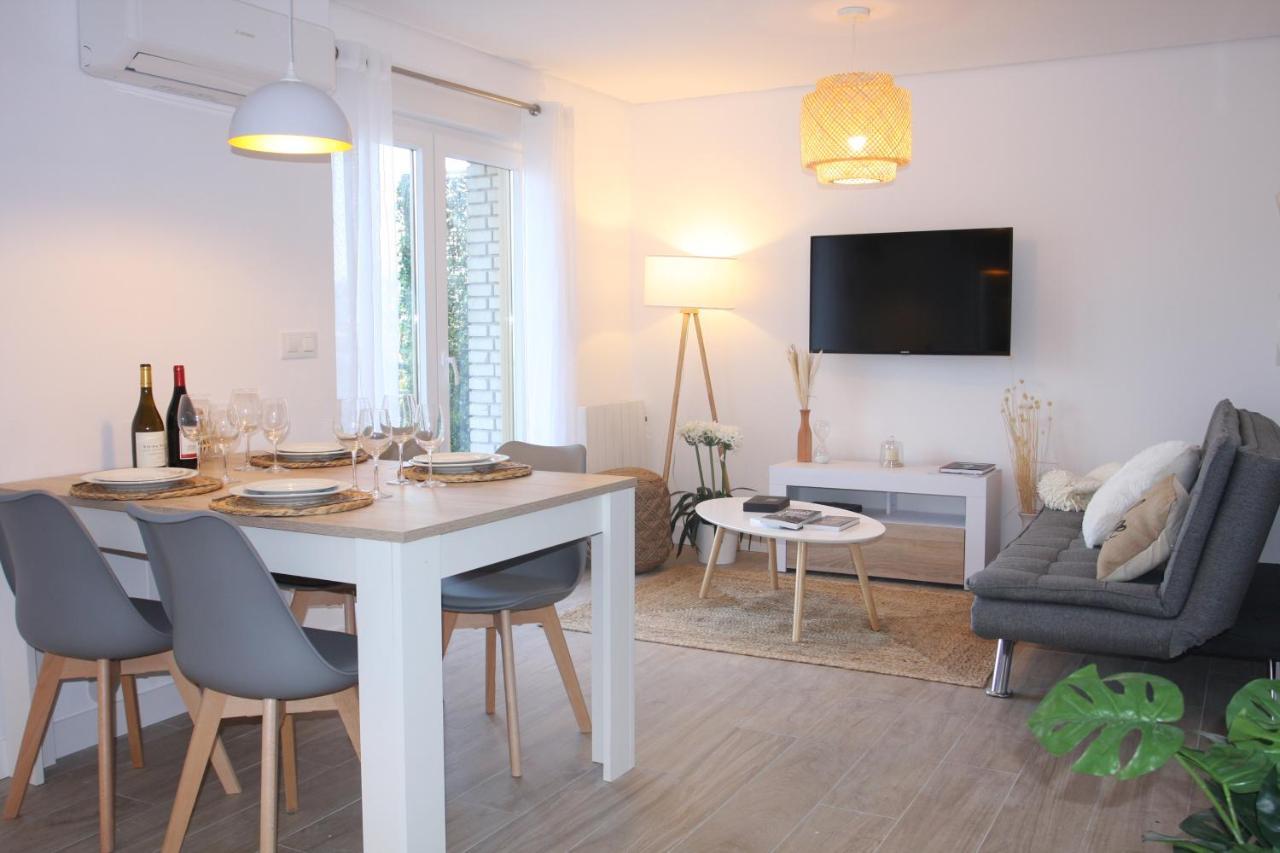 הארו Apartamentos La Herradura Vinas מראה חיצוני תמונה
